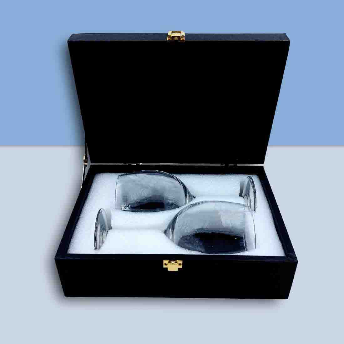 Personalized Wine Glasses Set of 2 for Couple with Gift Box - Image 8