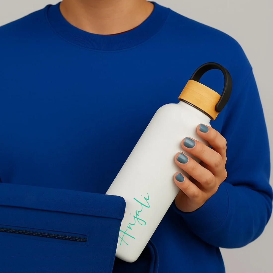 Custom Insulated Water Bottle with Bamboo Lid 500ml – Eco-Friendly, Insulated, Leak-Proof - Image 3