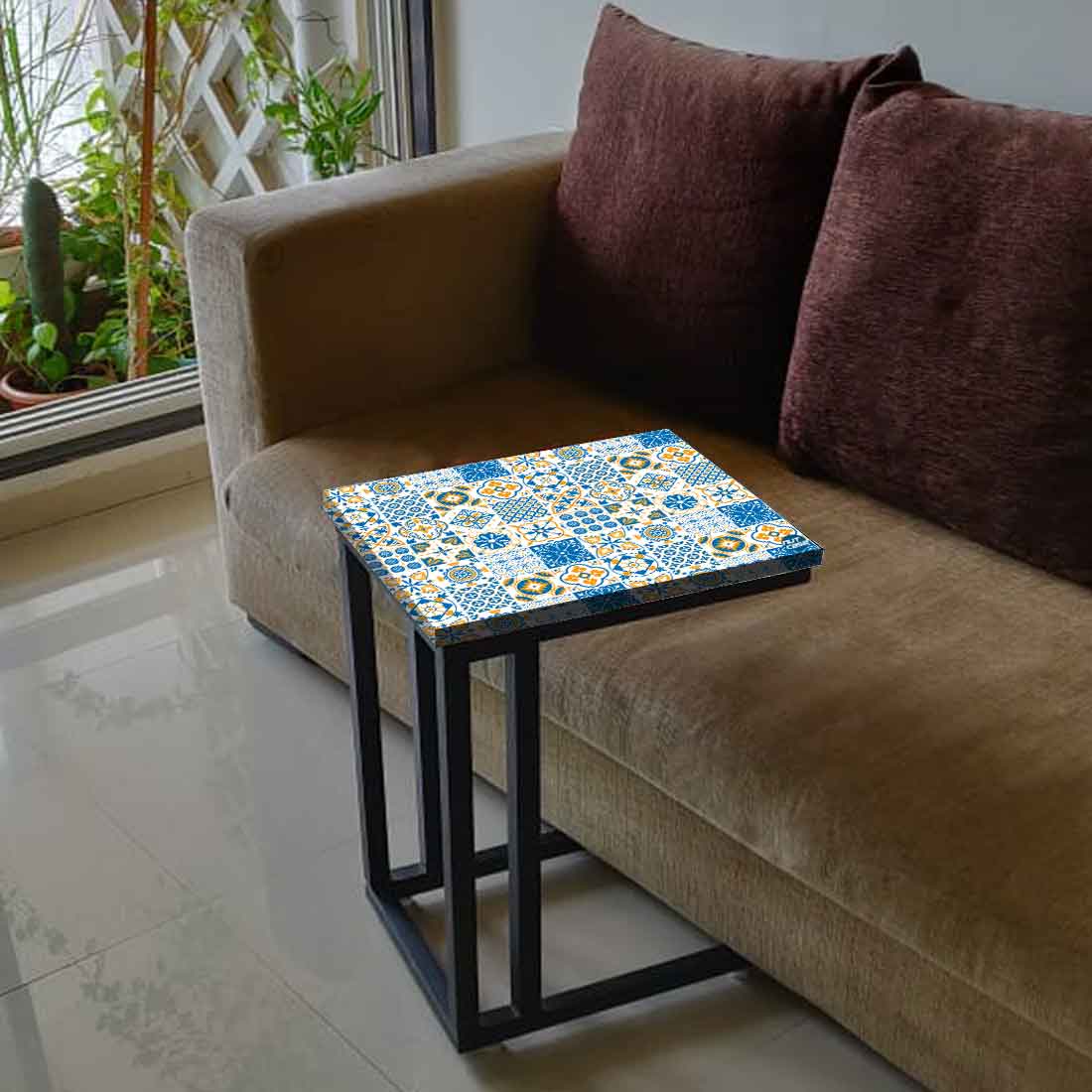 Modern Designer C Shaped Bedside Table for Sofa - Spanish - Image 3