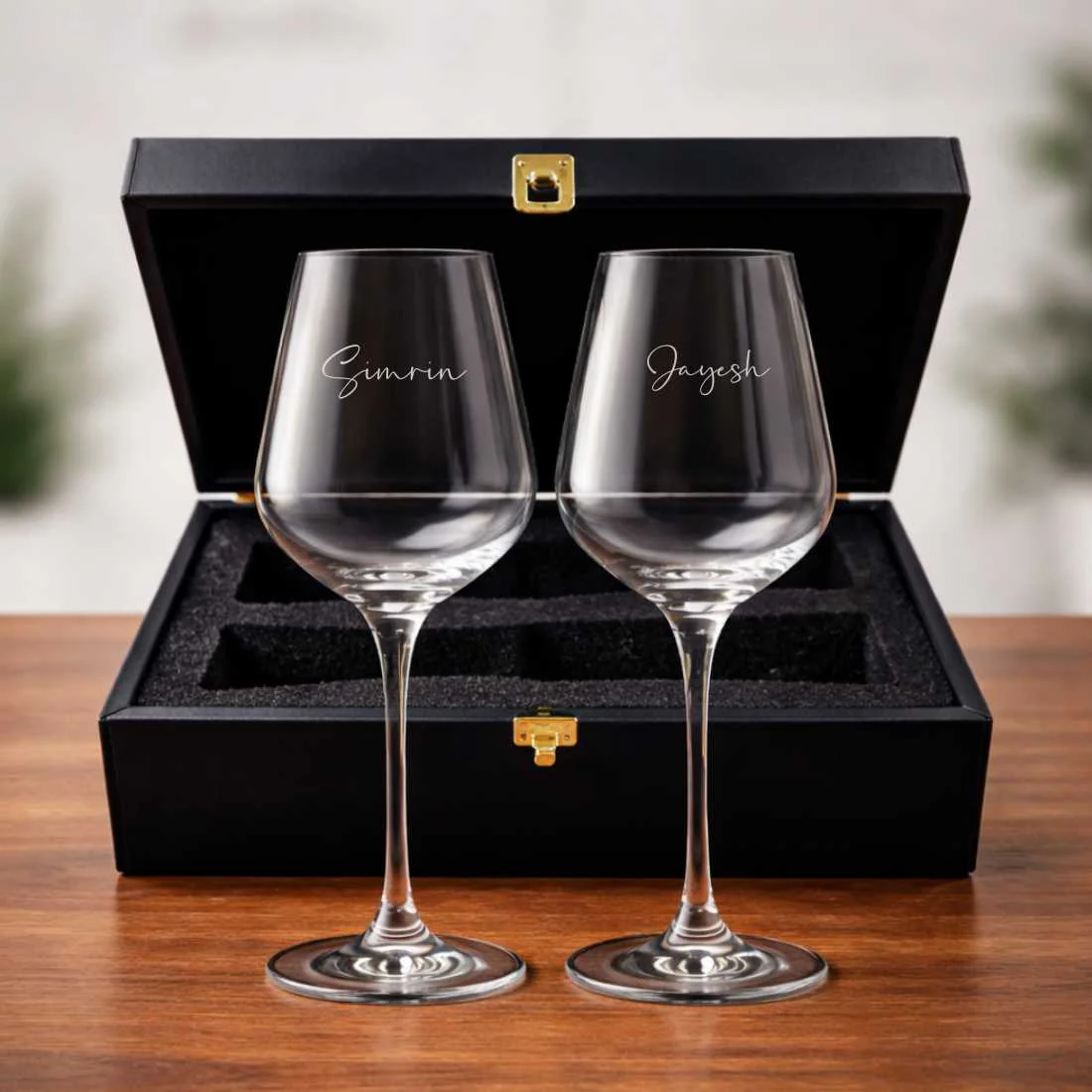 Engraved Wine Flutes - Customized Premium Red Wine Glasses - Image 2