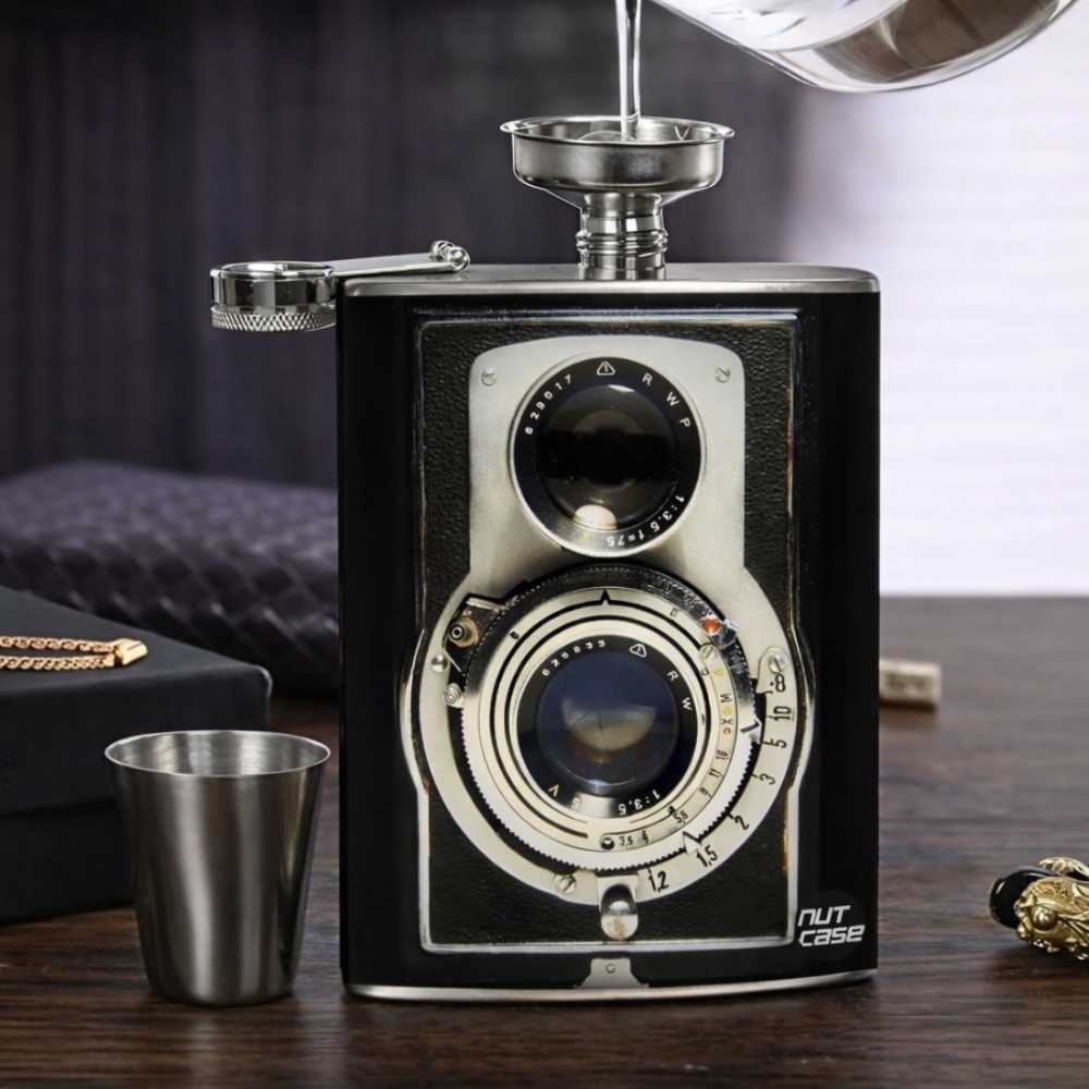 Hip Flask - Retro Vintage Camera - Image 2