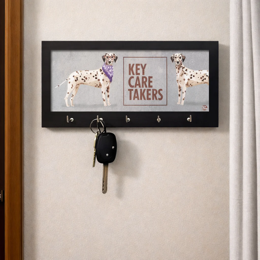 Key Holder Hanger for Wall Decor With 5 Hooks - Black Spot Dog