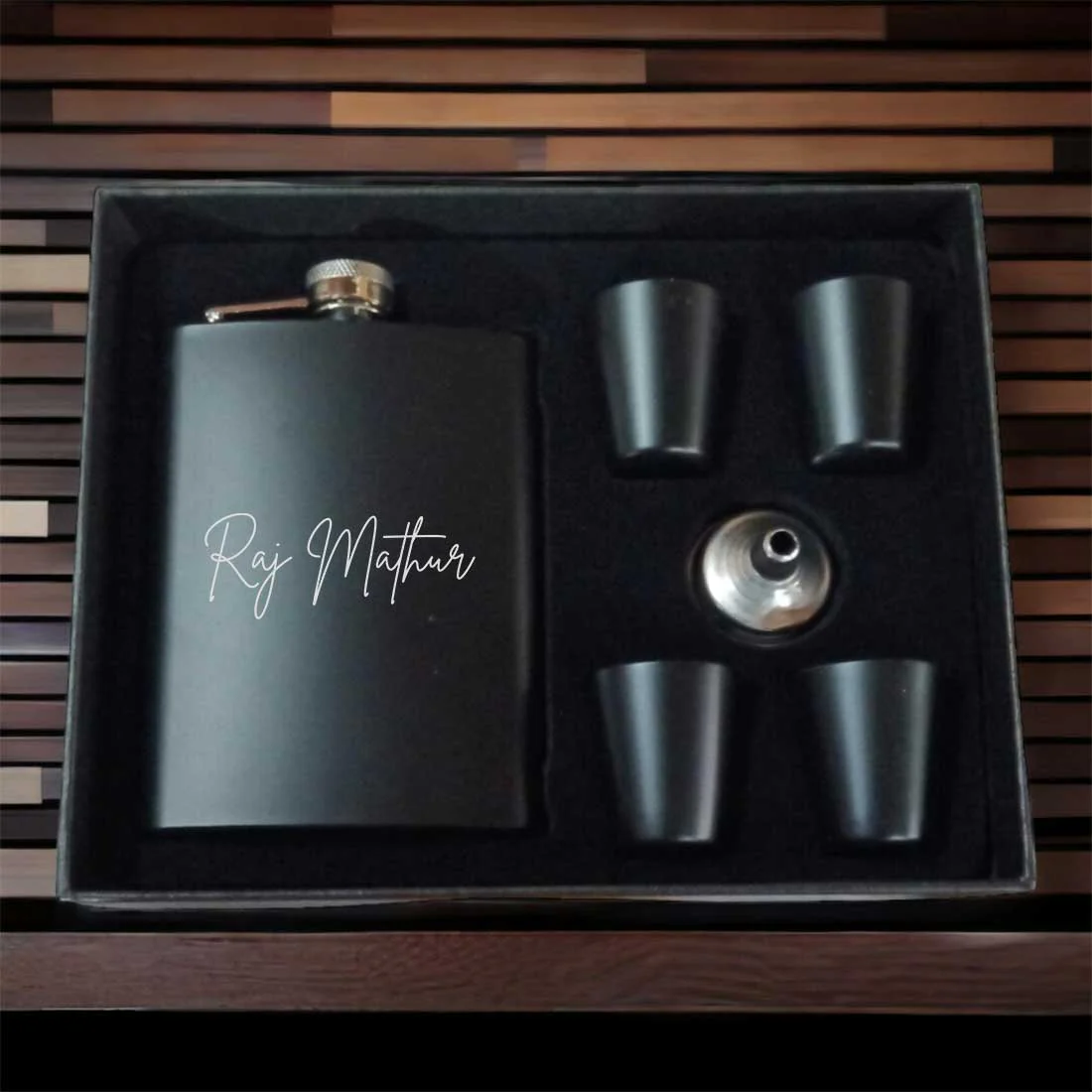 Personalized Engraved Stainless Steel Hip Flask for Gift Ideas - Add Name - Image 6