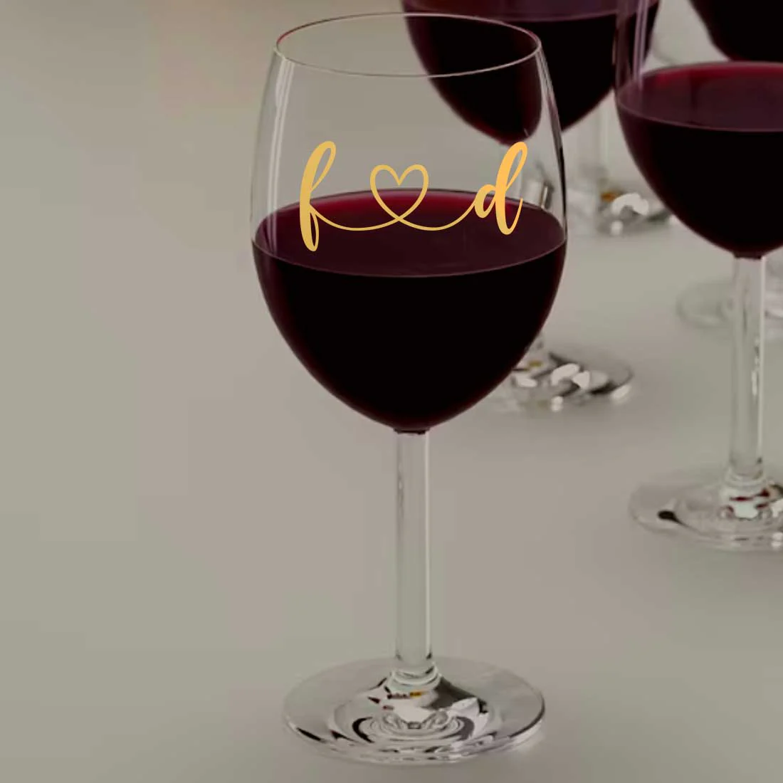 Custom Wine Glasses for Girlfriend Wife Valentines Day Anniversary Gift - Heart - Image 3