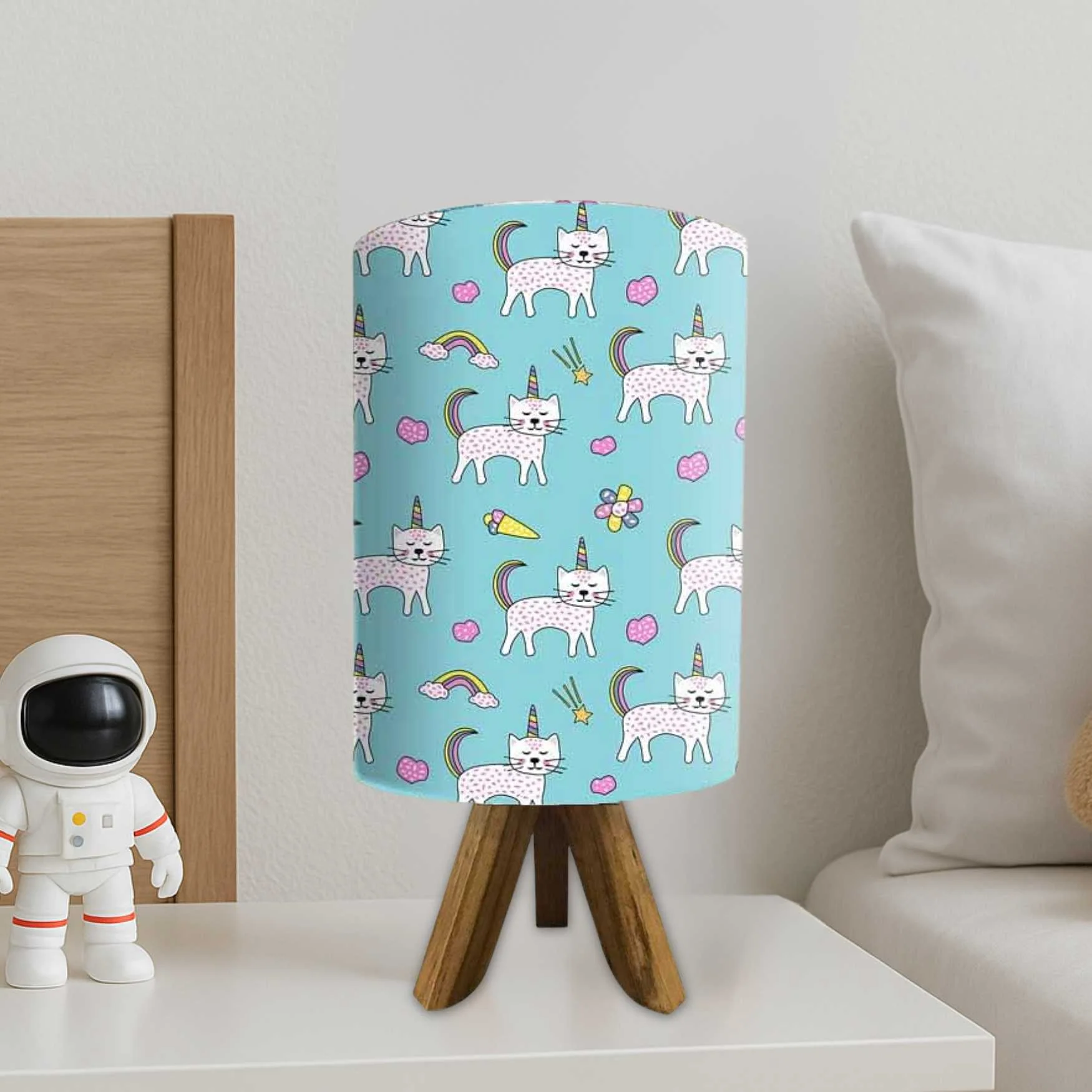Wooden Table Lamps For Bedroom-Cats (3W LED Bulb Included) - Image 2