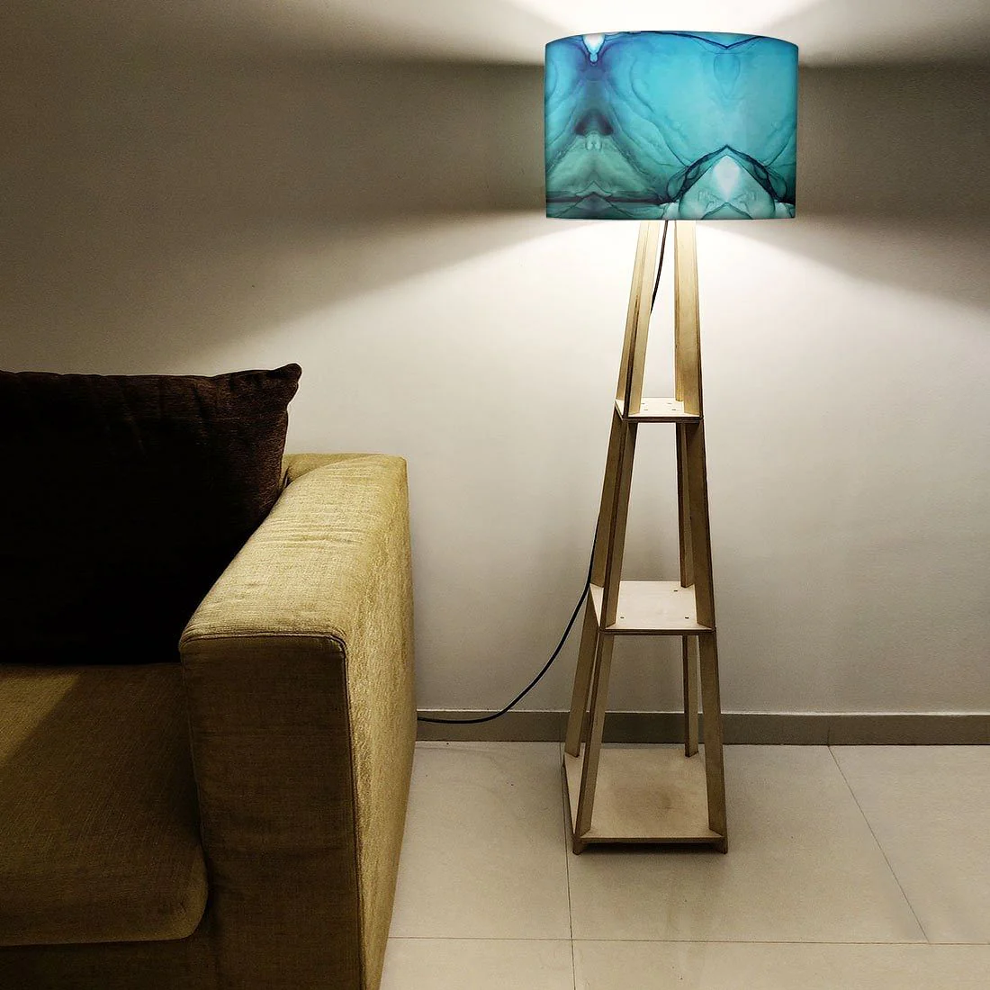 Tripod Floor Lamp  - - Image 5